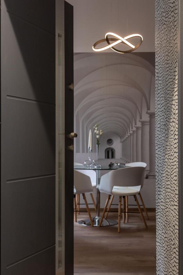 بودابست Premium Apartment By Hi5-King Street'S Luxury Suite المظهر الخارجي الصورة